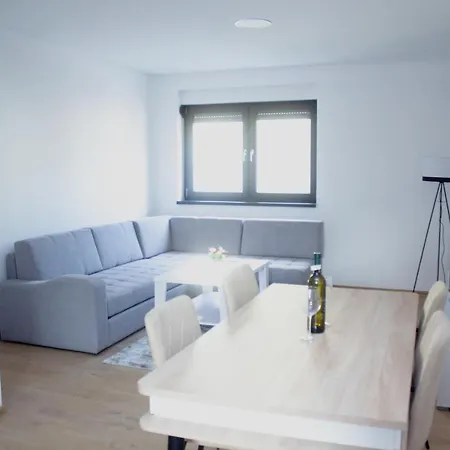 Apartments Swiss Travnik Dış mekan fotoğraf