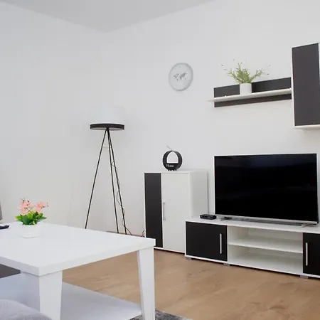 Apartments Swiss Travnik Dış mekan fotoğraf